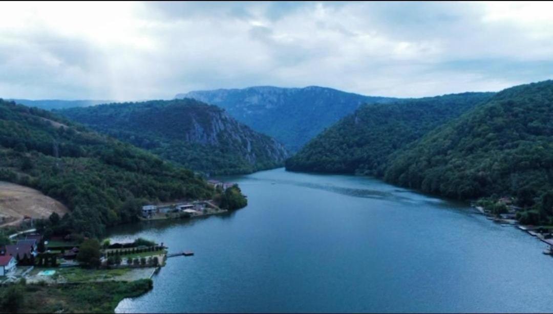 Clisura Dunarii Casutele Danca Ogradina Exteriör bild